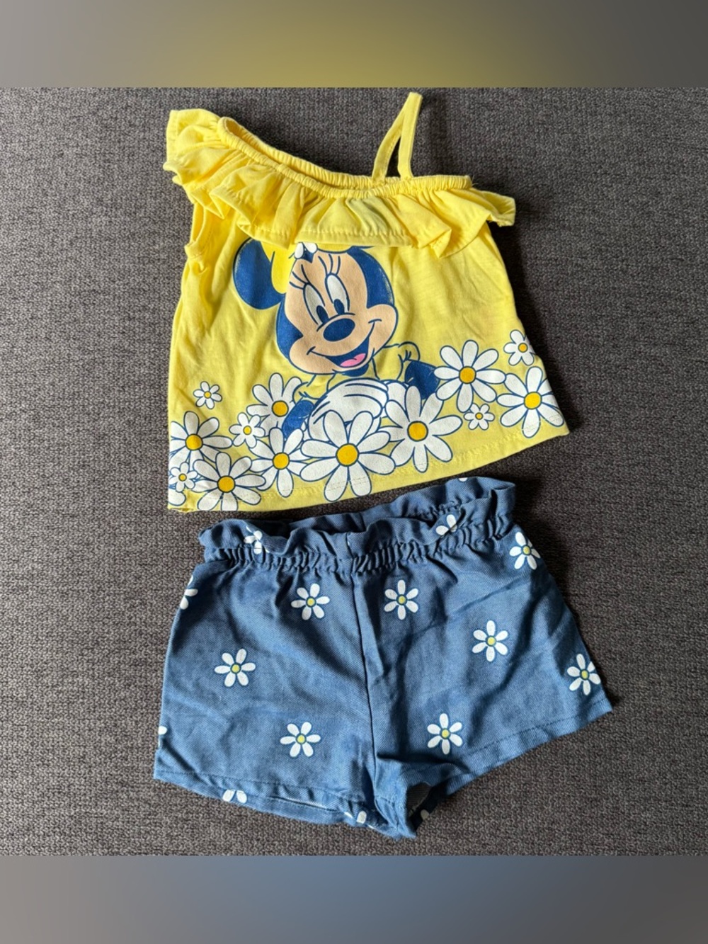 Disney Minnie Set Yellow Top Blue Floral Daisy Shorts Baby Girl 12M NEW